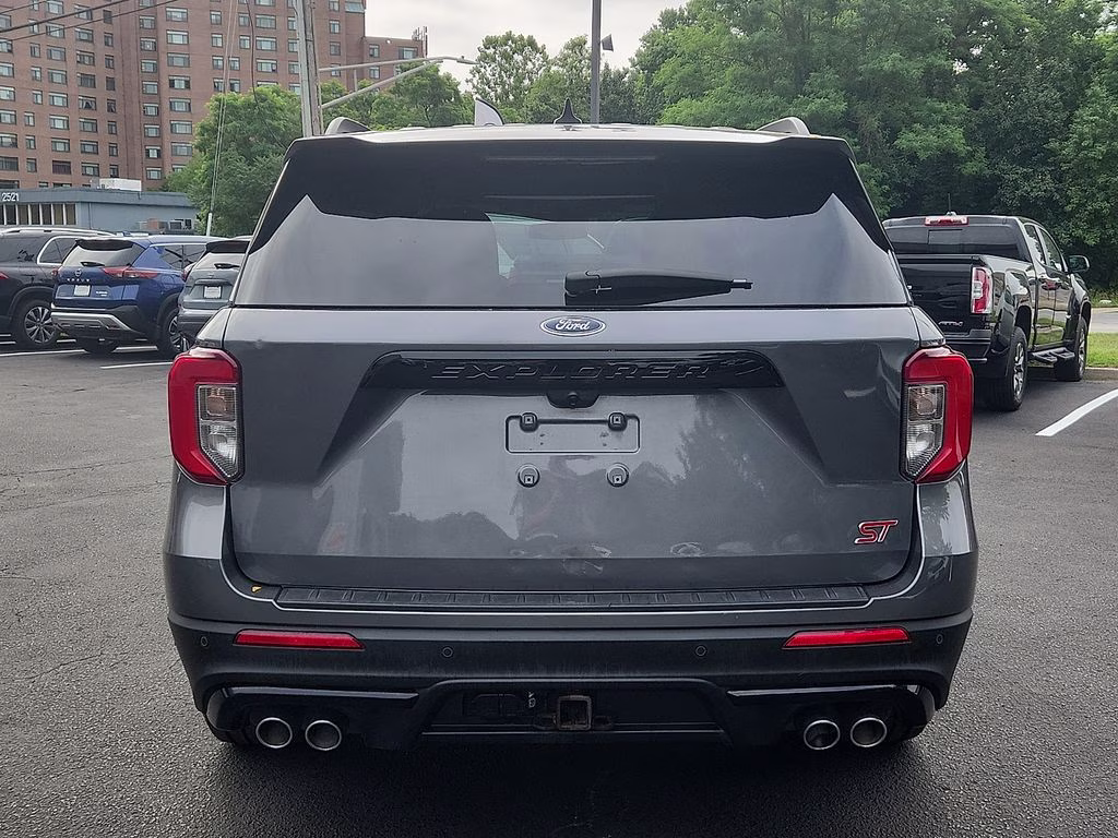 2021 Gray Metallic Ford Explorer ST 4X4 SUV