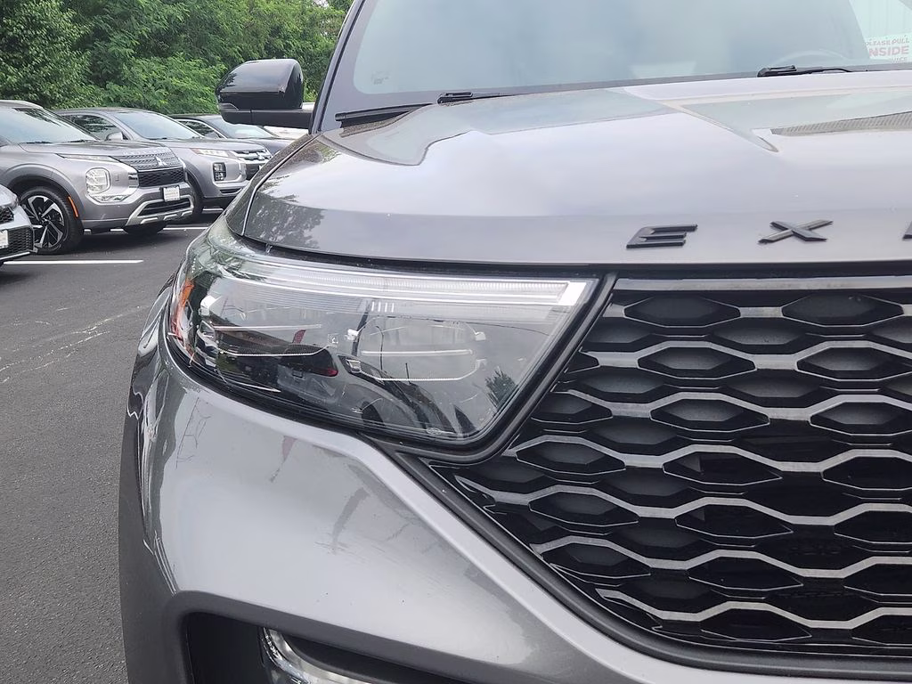 2021 Gray Metallic Ford Explorer ST 4X4 SUV