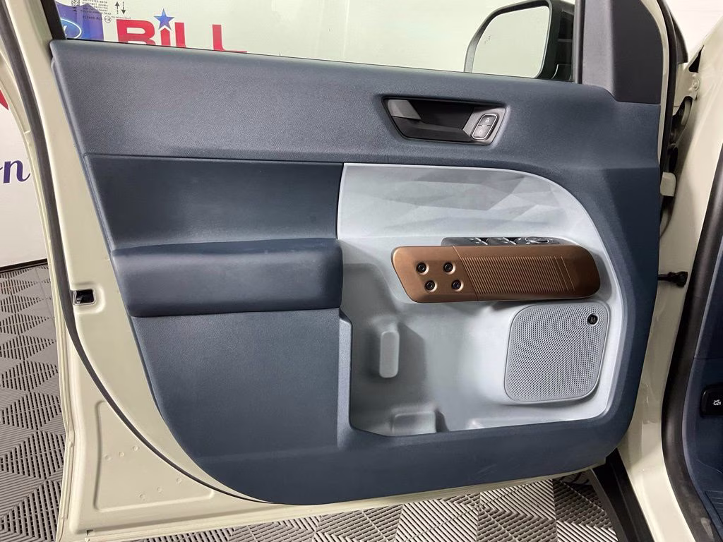 2024 Terrain Ford Maverick Lariat FWD Truck