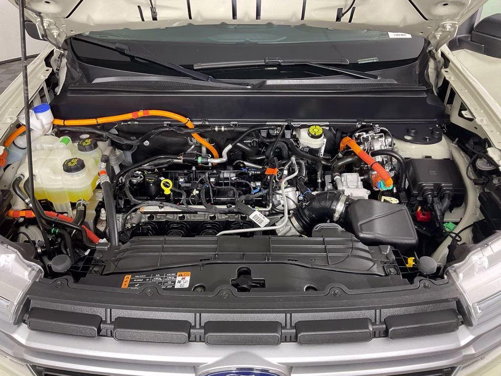 2024 Terrain Ford Maverick Lariat FWD Truck