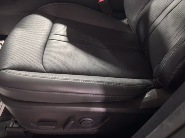 2026 Ivory Silver Kia Sorento S AWD SUV