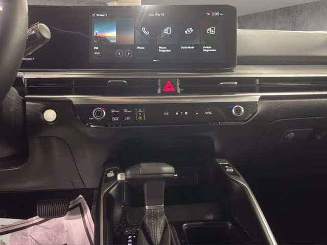 2026 Ivory Silver Kia Sorento S AWD SUV