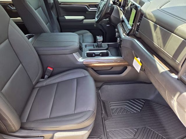 2026 Sterling Gray Metallic Chevrolet Silverado 1500 LT Trail Boss 4X4 Truck
