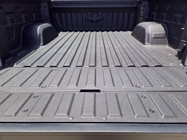 2026 Sterling Gray Metallic Chevrolet Silverado 1500 LT Trail Boss 4X4 Truck