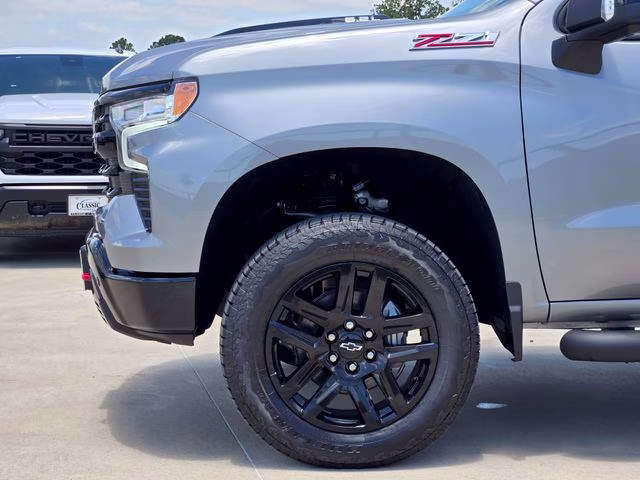2026 Sterling Gray Metallic Chevrolet Silverado 1500 LT Trail Boss 4X4 Truck