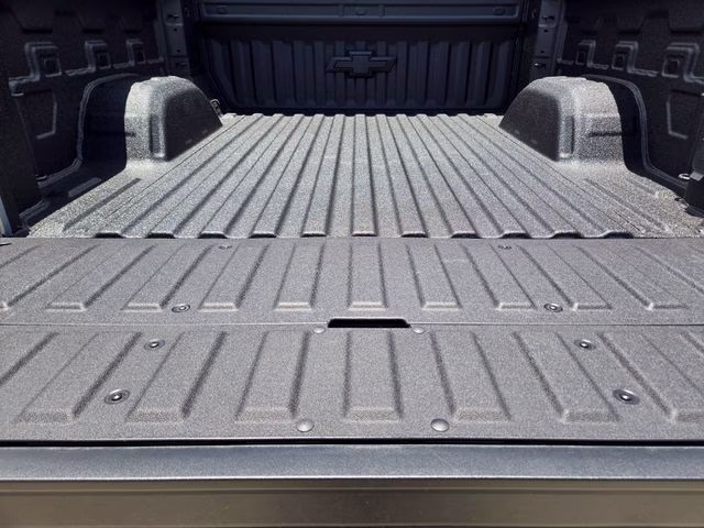 2026 Sterling Gray Metallic Chevrolet Silverado 1500 LT Trail Boss 4X4 Truck