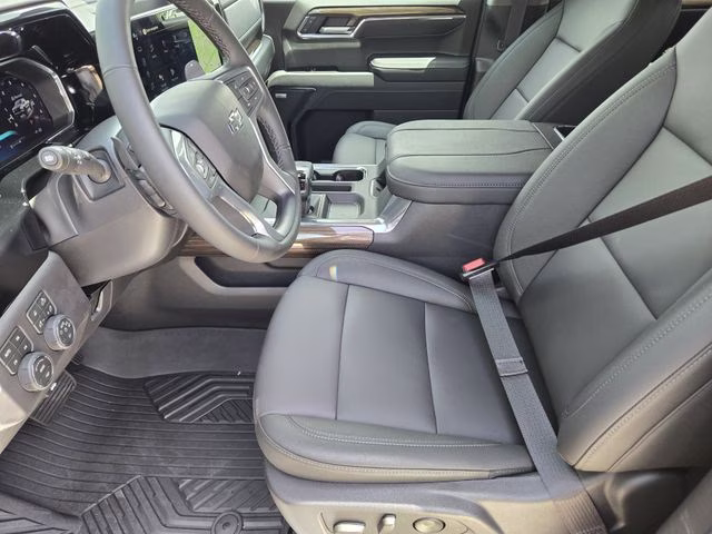 2026 Black Chevrolet Silverado 1500 LT Trail Boss 4X4 Truck