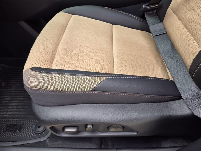 2026 Radiant Red Tintcoat Chevrolet Equinox ACTIV FWD SUV