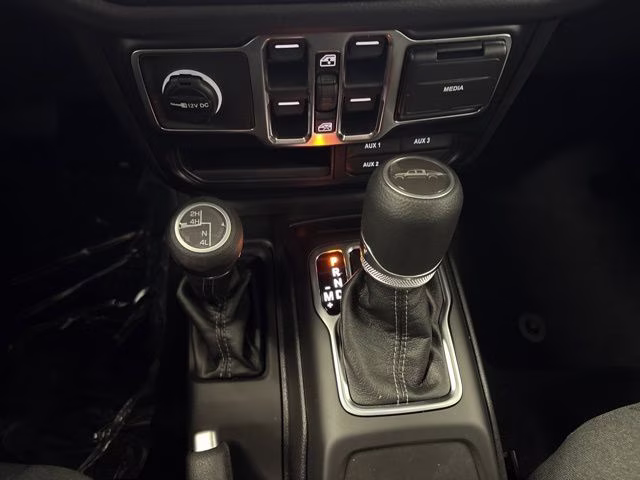 2026 Reign Jeep Gladiator Sport S 4X4 Truck