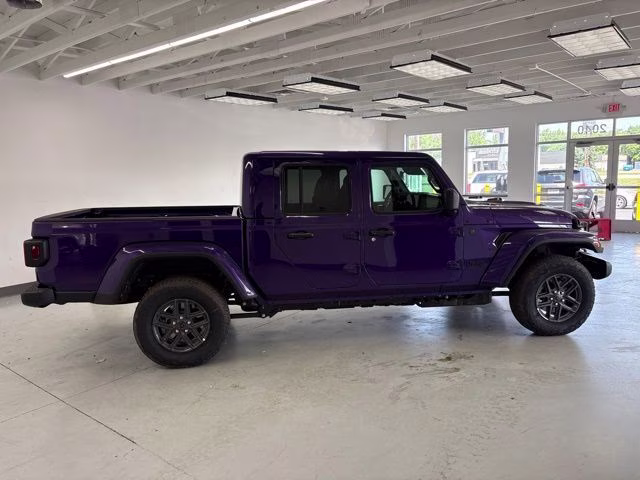 2026 Reign Jeep Gladiator Sport S 4X4 Truck