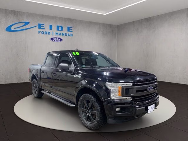2019 Black Metallic Ford F-150 XLT 4X4 Truck