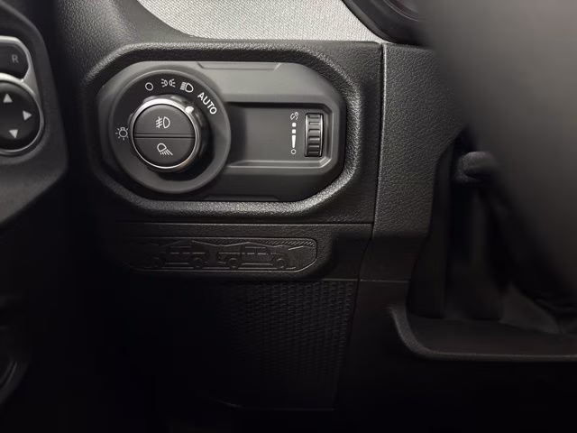 2026 Reign Jeep Gladiator Sport S 4X4 Truck