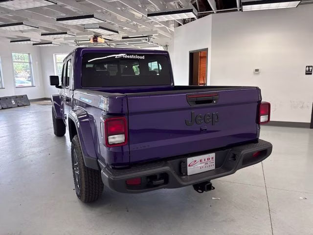 2026 Reign Jeep Gladiator Sport S 4X4 Truck