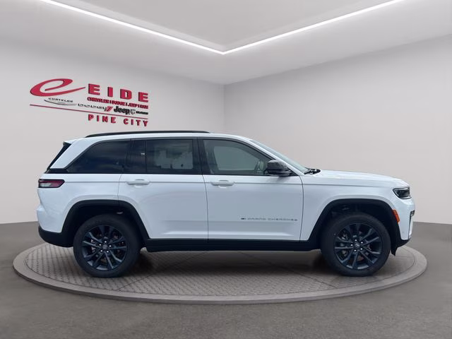 2026 Bright White Clearcoat Jeep Grand Cherokee Limited 85th Anniversary 4X4 SUV