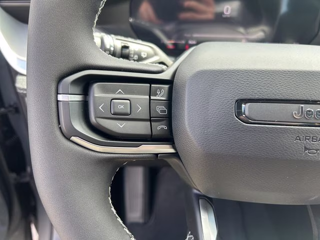 2026 Sting-Gray Clearcoat Jeep Cherokee Laredo 4X4 SUV