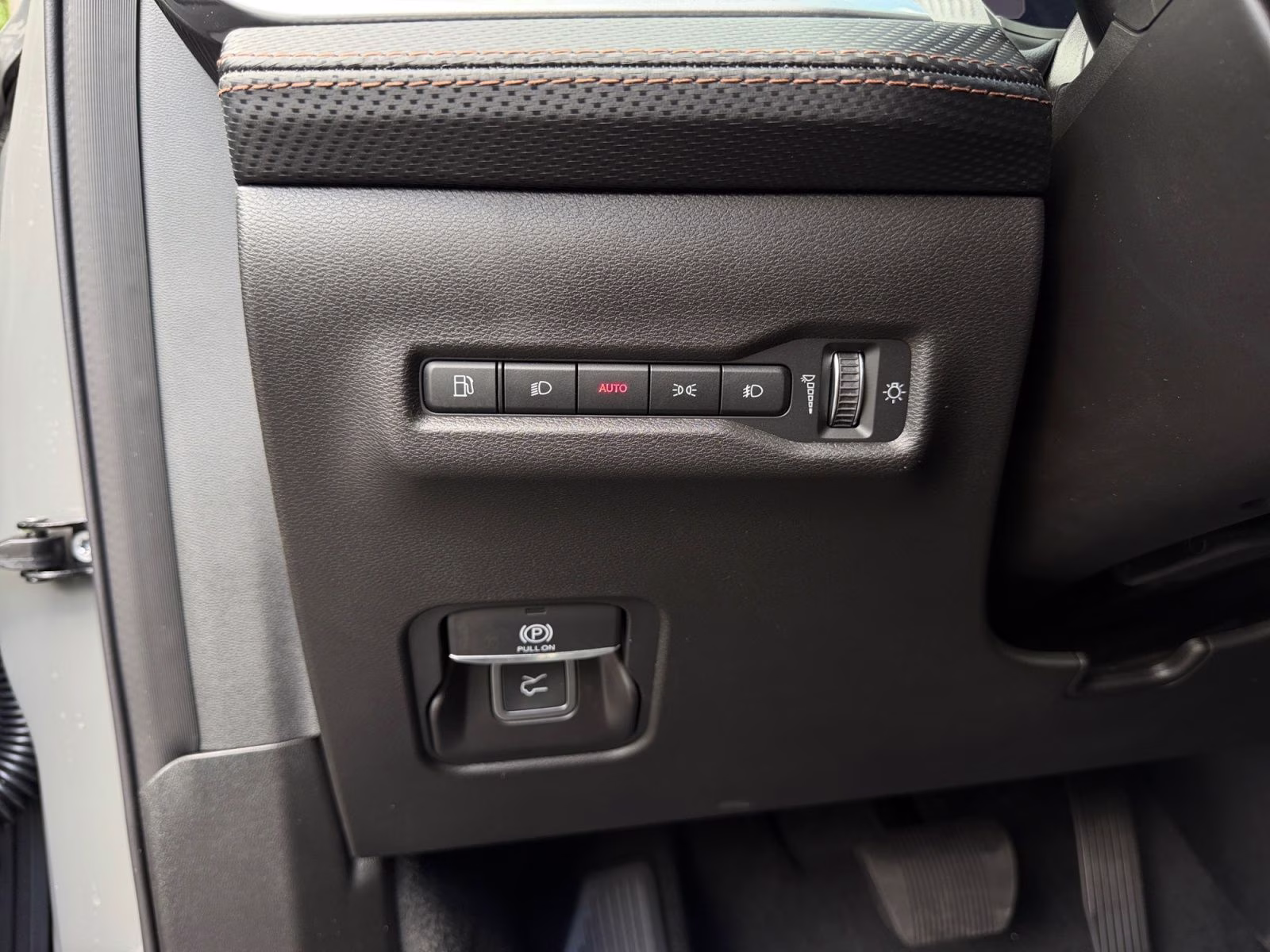 2026 Sting-Gray Clearcoat Jeep Cherokee Limited 4X4 SUV
