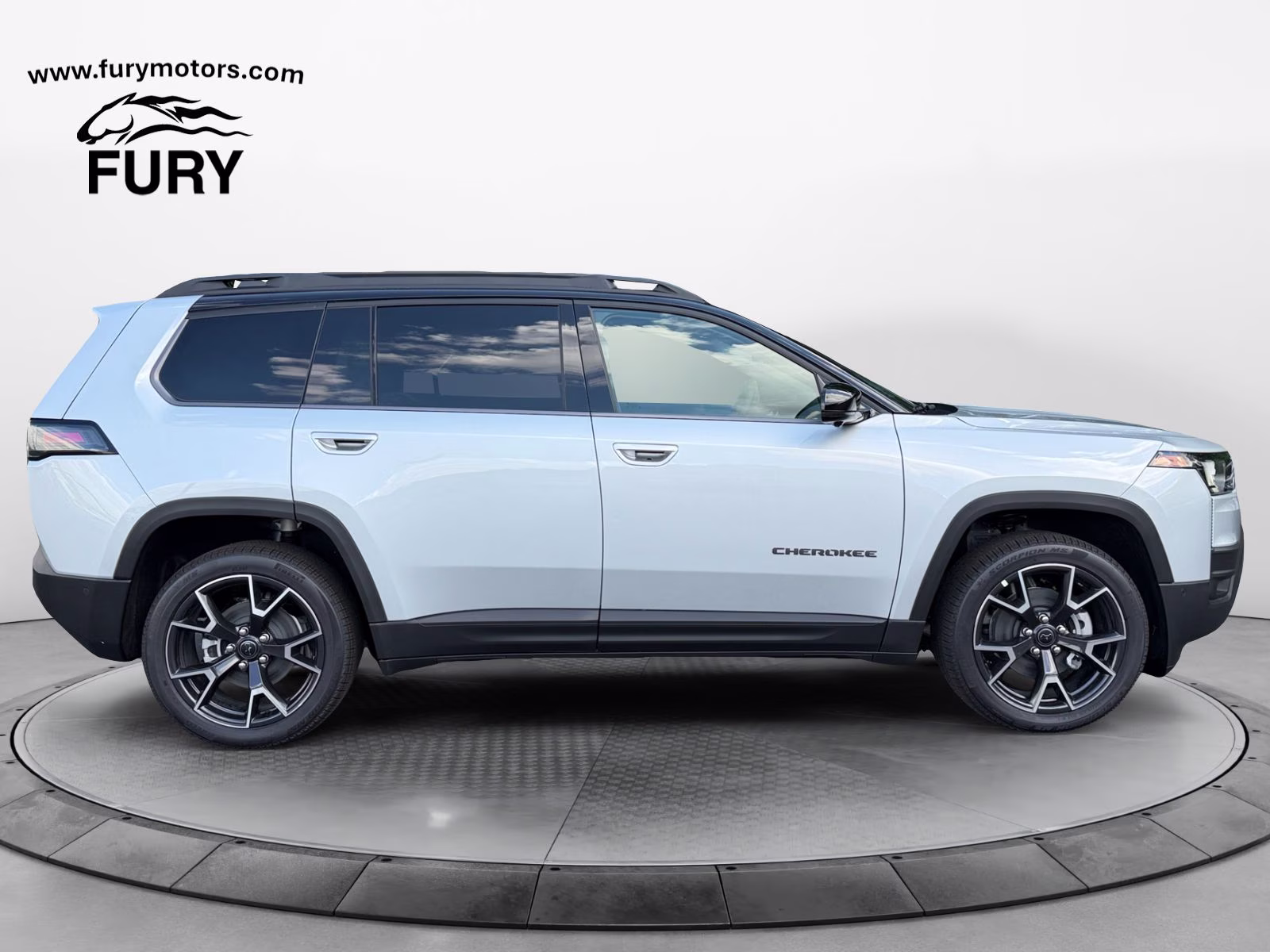 2026 Silver Zynith Clearcoat Jeep Cherokee Overland 4X4 SUV