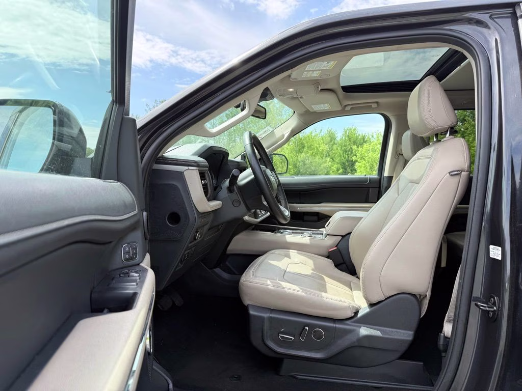 2024 Gray Metallic Ford Expedition Max Limited 4X4 SUV