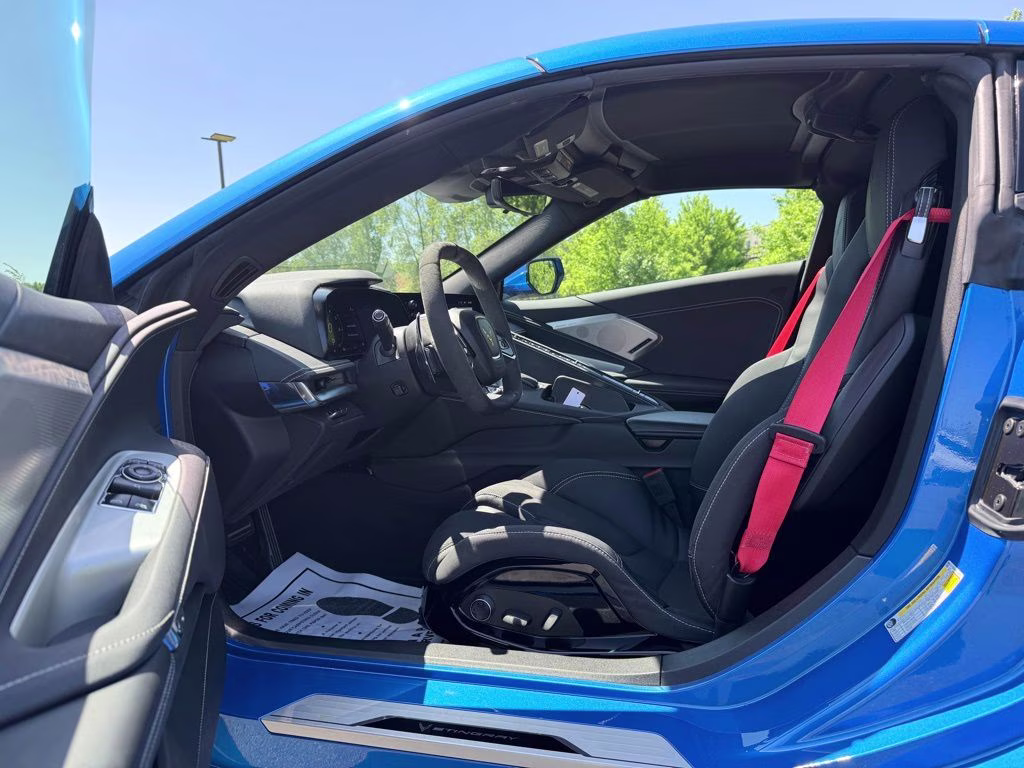 2024 Riptide Blue Metallic Chevrolet Corvette Stingray RWD Coupe