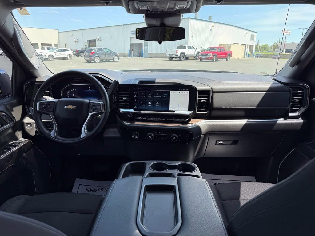 2024 Slate Gray Metallic Chevrolet Silverado 1500 LT 4X4 Truck