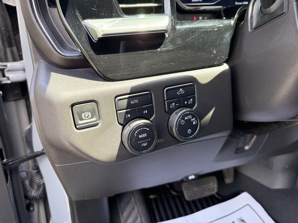 2024 Slate Gray Metallic Chevrolet Silverado 1500 LT 4X4 Truck