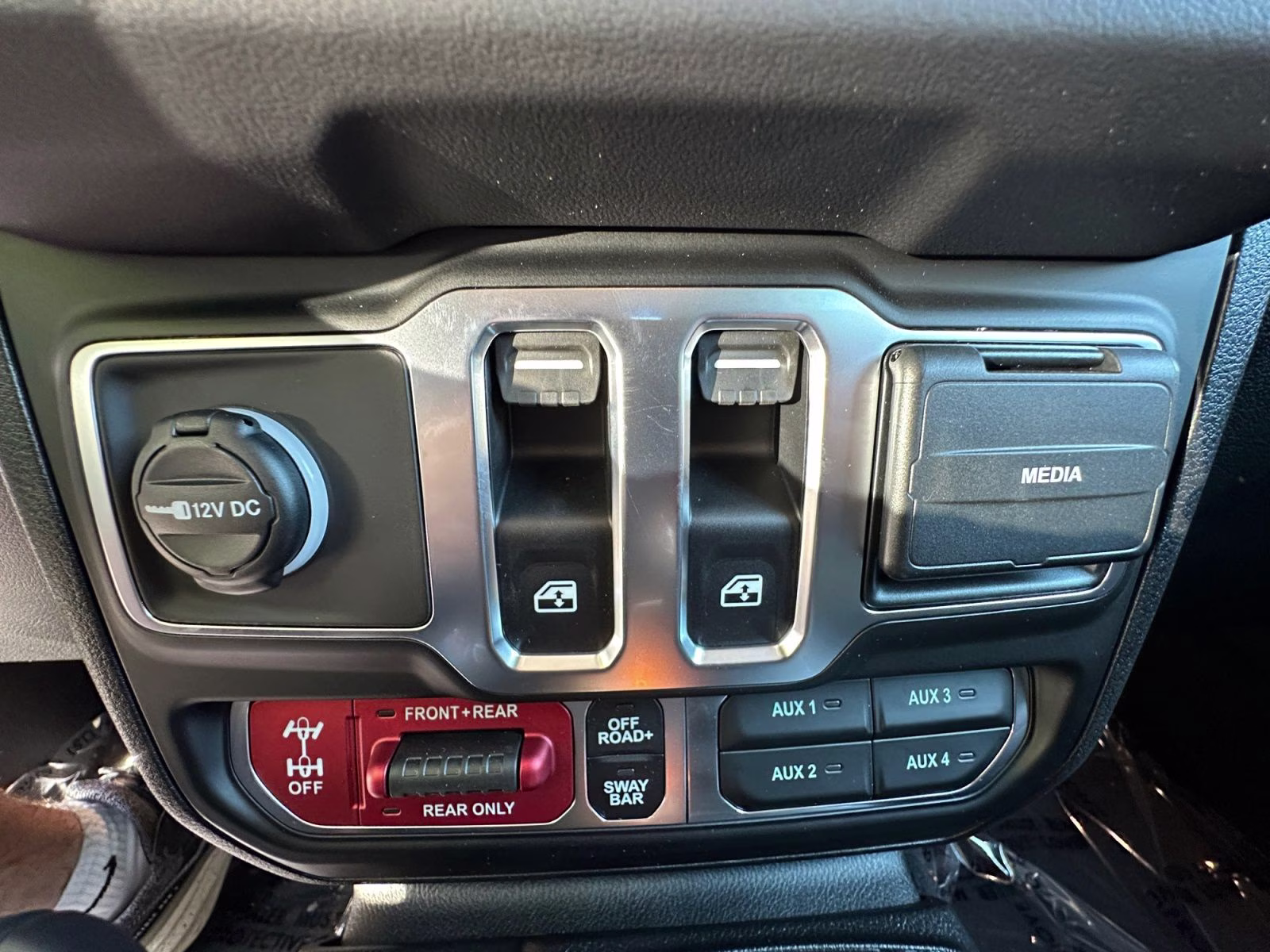 2026 Reign Jeep Wrangler Rubicon X 4X4 SUV