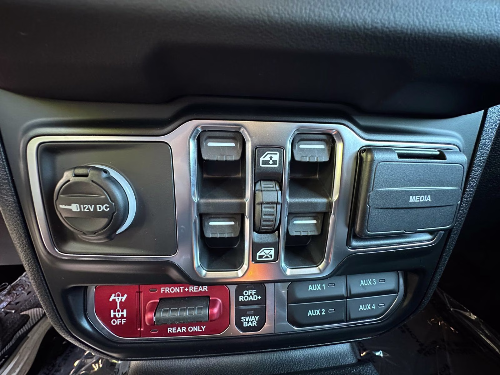 2026 Reign Jeep Wrangler Rubicon X 4X4 SUV