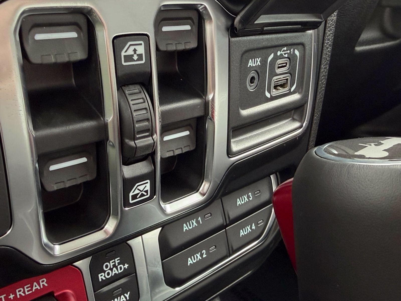 2026 Reign Jeep Wrangler Rubicon 4X4 SUV