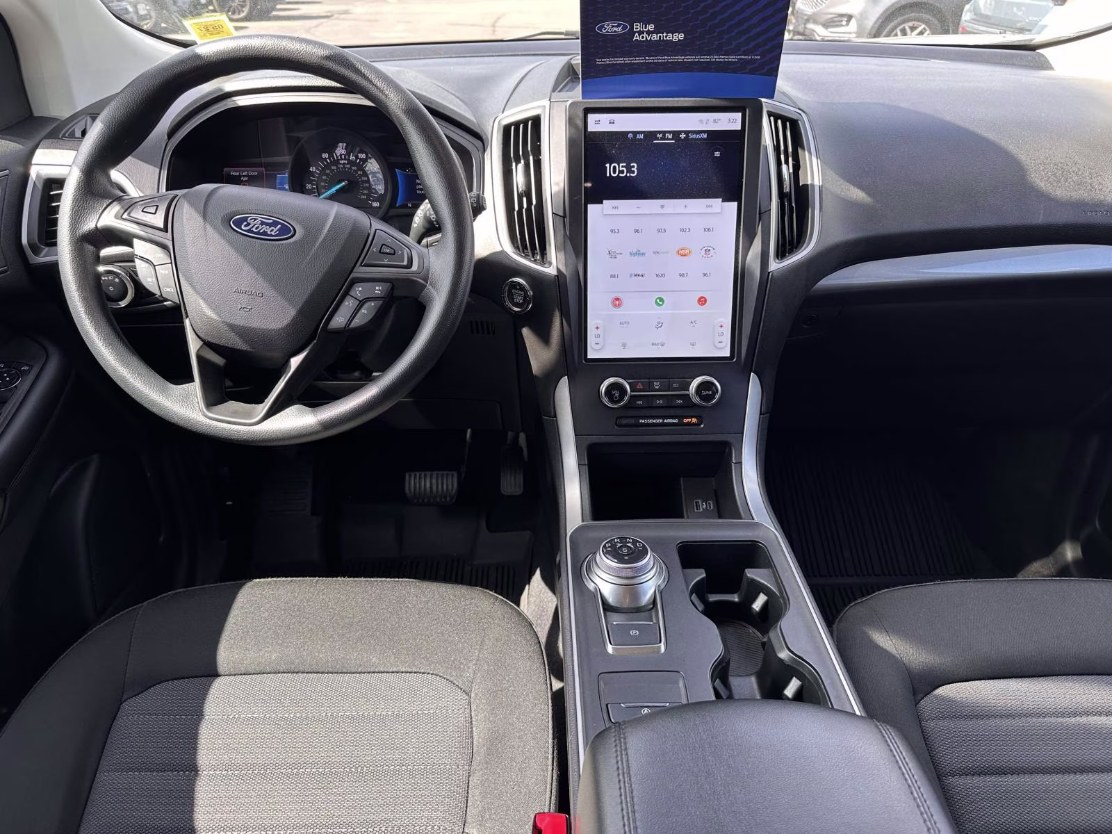 2024 Iconic Silver Metallic Ford Edge SE AWD AWD SUV