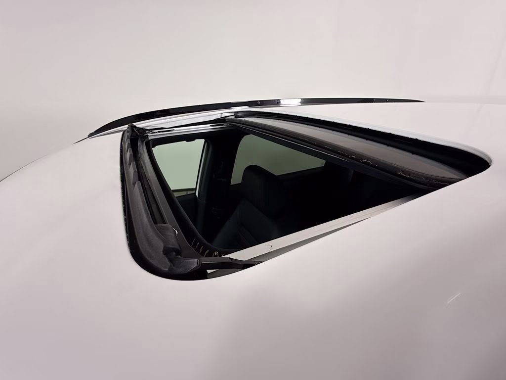 2026 Platinum White Pearl Honda CR-V Hybrid Sport-L FWD SUV