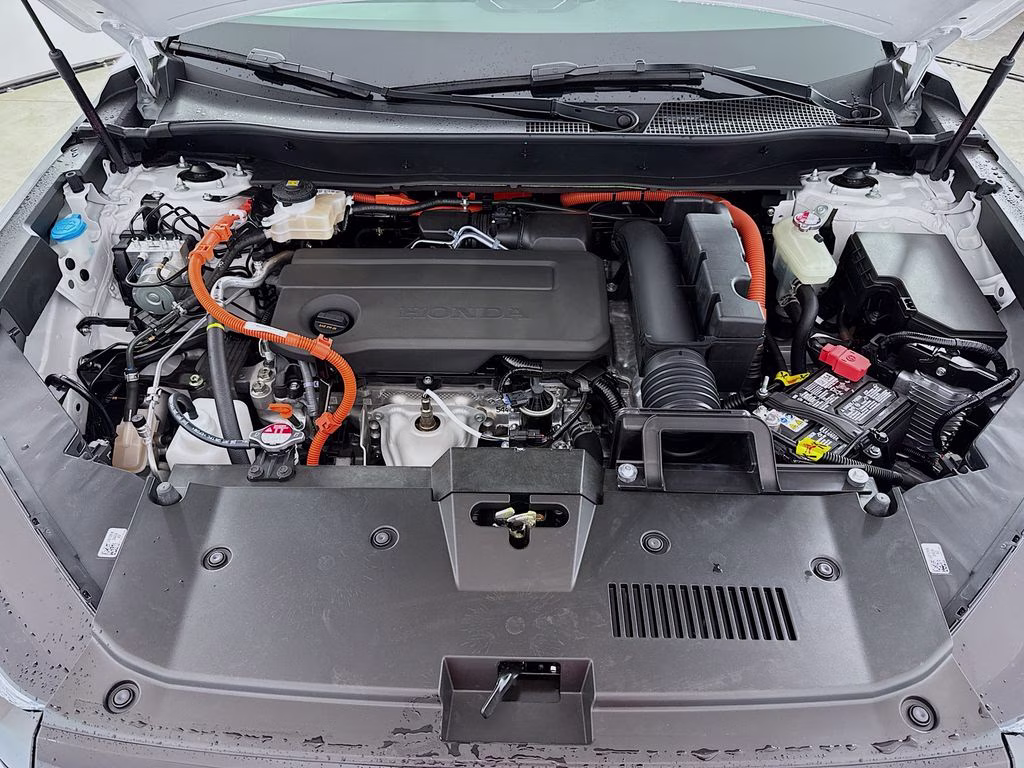 2026 Platinum White Pearl Honda CR-V Hybrid Sport-L FWD SUV