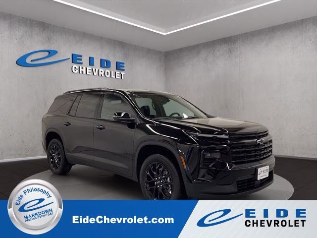 2026 Mosaic Black Metallic Chevrolet Traverse LT AWD SUV