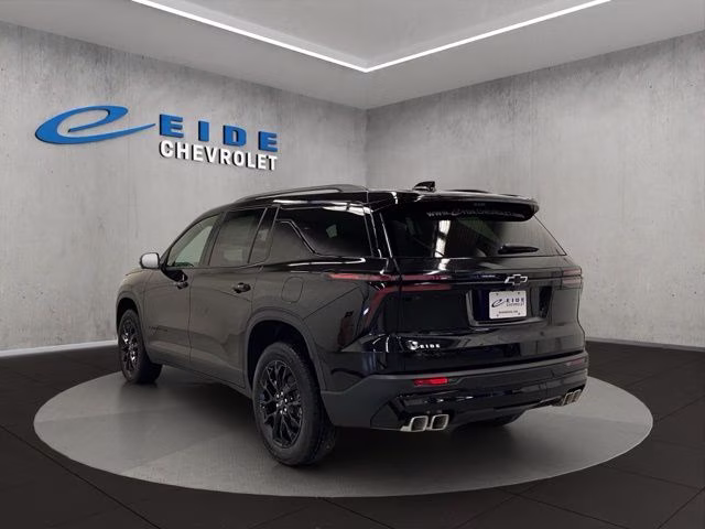 2026 Mosaic Black Metallic Chevrolet Traverse LT AWD SUV