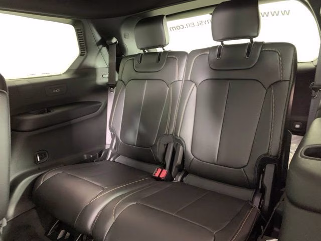 2026 Bright White Clearcoat Jeep Grand Cherokee L 85th Anniversary Edition 4X4 SUV