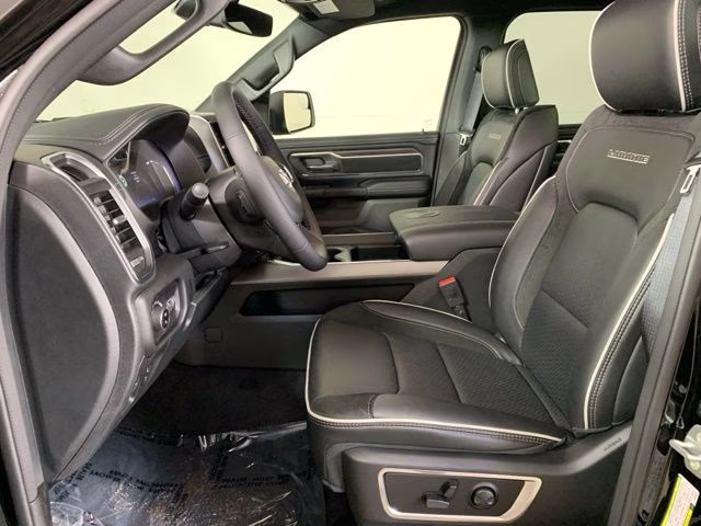 2026 Diamond Black Crystal Pearlcoat Ram 1500 Laramie 4X4 Truck