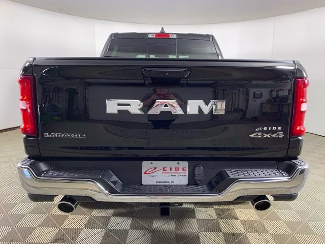 2026 Diamond Black Crystal Pearlcoat Ram 1500 Laramie 4X4 Truck