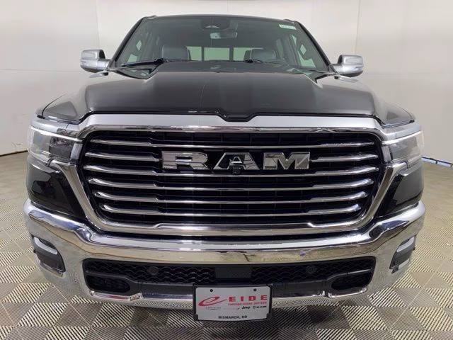 2026 Diamond Black Crystal Pearlcoat Ram 1500 Laramie 4X4 Truck