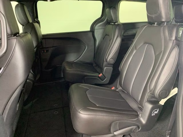 2027 Olive Green Pearlcoat Chrysler Pacifica Select AWD AWD Van