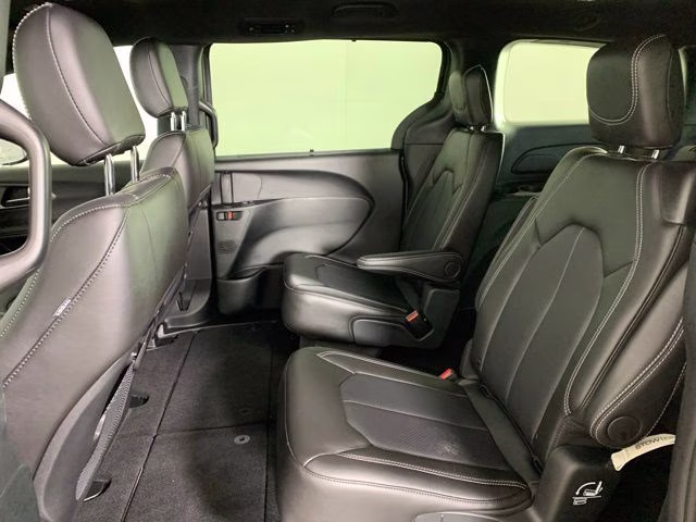 2027 Olive Green Chrysler Pacifica Select AWD AWD Van