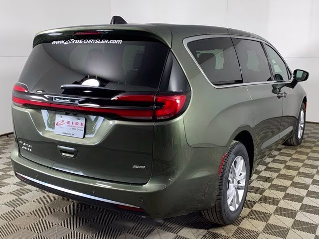 2027 Olive Green Chrysler Pacifica Select AWD AWD Van