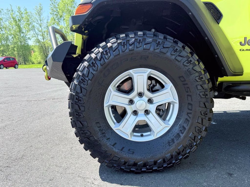 2023 High Velocity Clearcoat Jeep Gladiator Rubicon 4X4 Truck