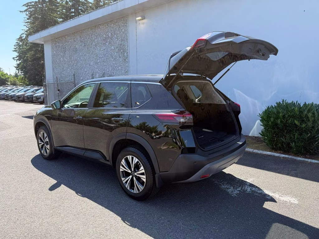 2023 Super Black Nissan Rogue SV AWD SUV
