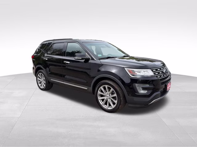 2017 Ford Explorer Limited 4WD's photo