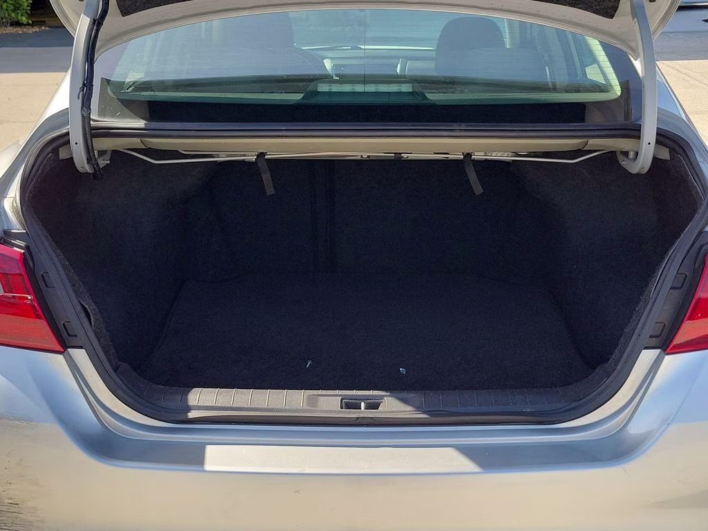 2018 Brilliant Silver Metallic Nissan Altima 2.5 S FWD Sedan