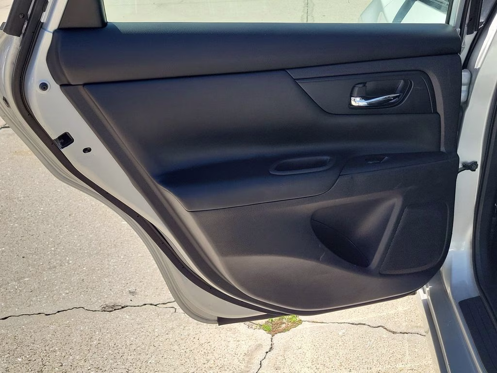 2018 Brilliant Silver Metallic Nissan Altima 2.5 S FWD Sedan