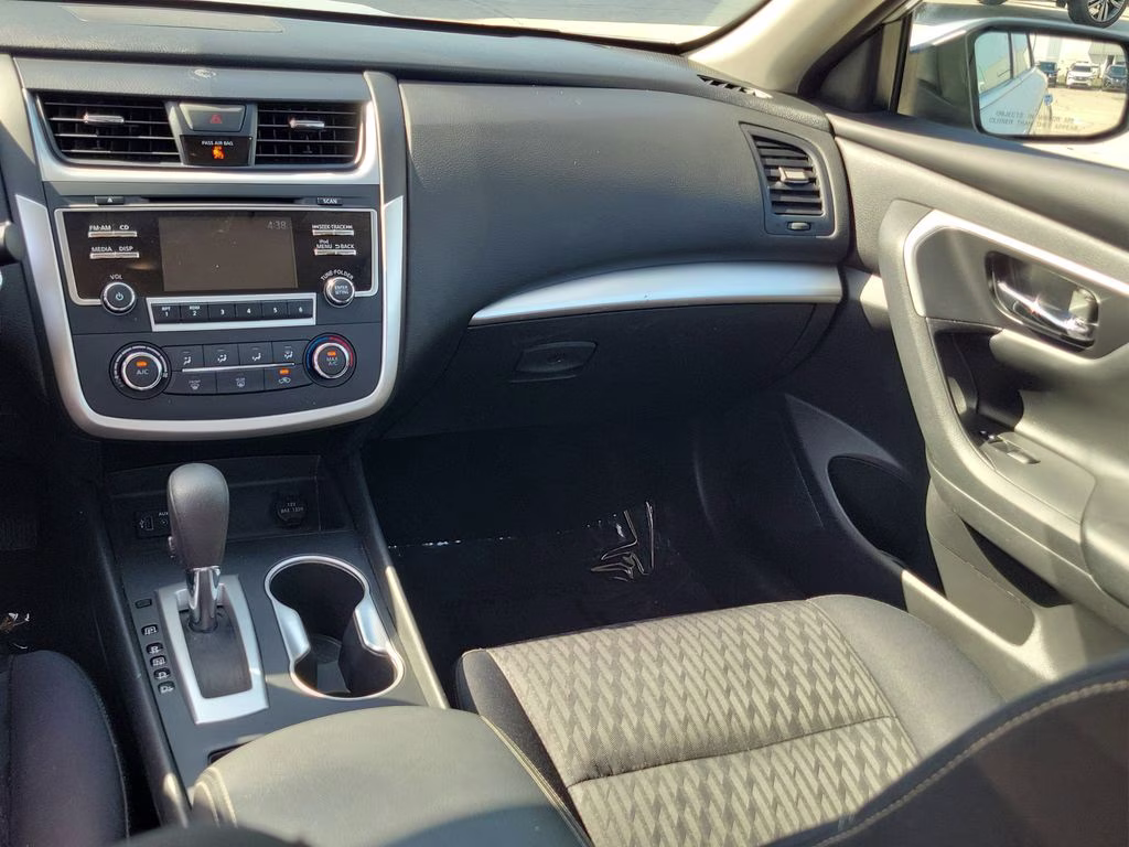 2018 Brilliant Silver Metallic Nissan Altima 2.5 S FWD Sedan