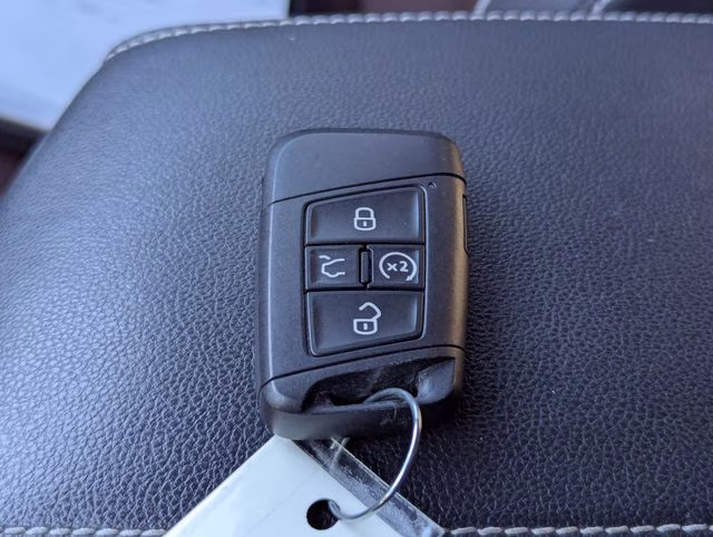 2022 Black Volkswagen Tiguan 2.0T SEL R-Line AWD SUV