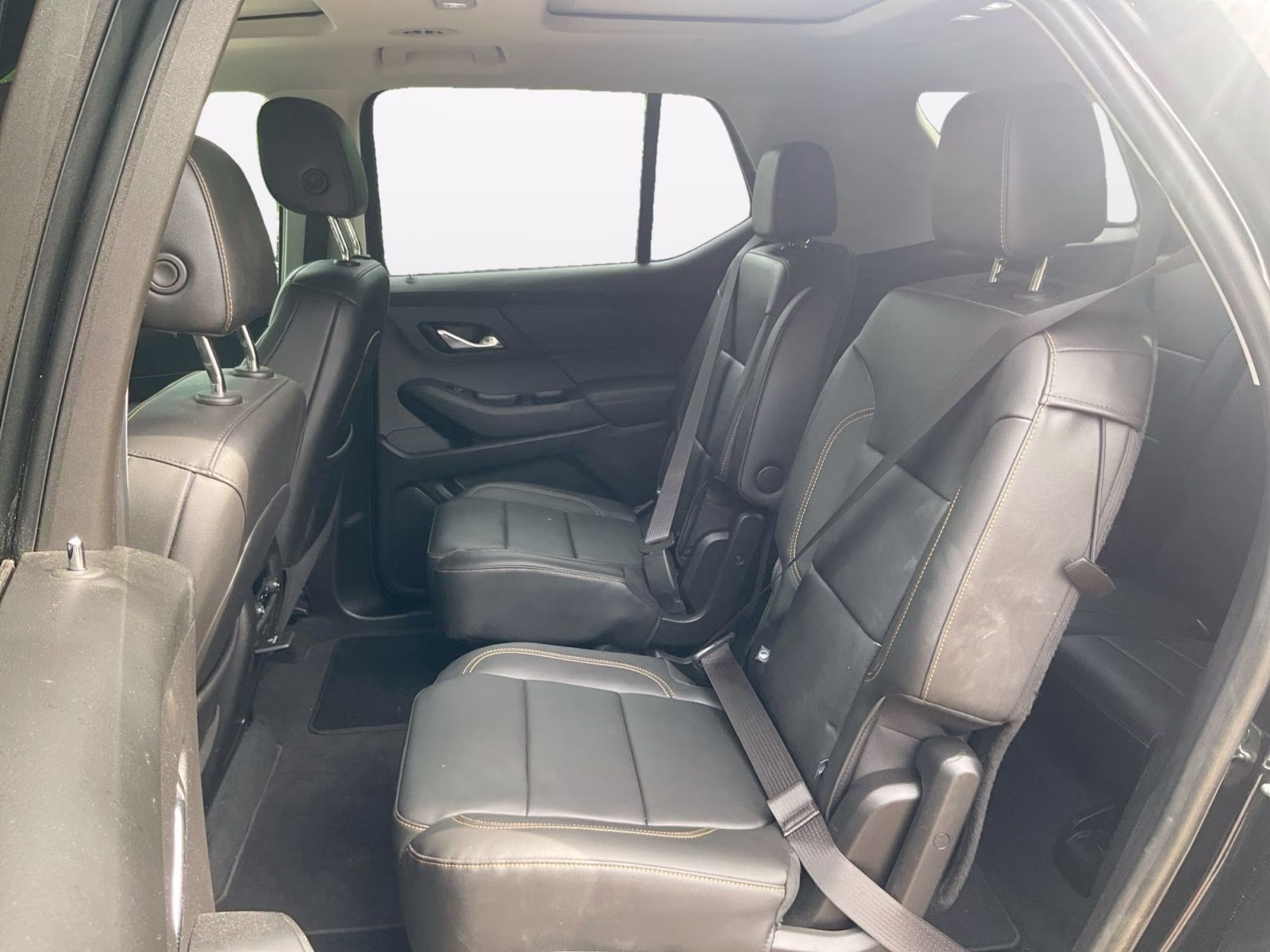 2021 Mosaic Black Metallic Chevrolet Traverse LT Leather AWD SUV