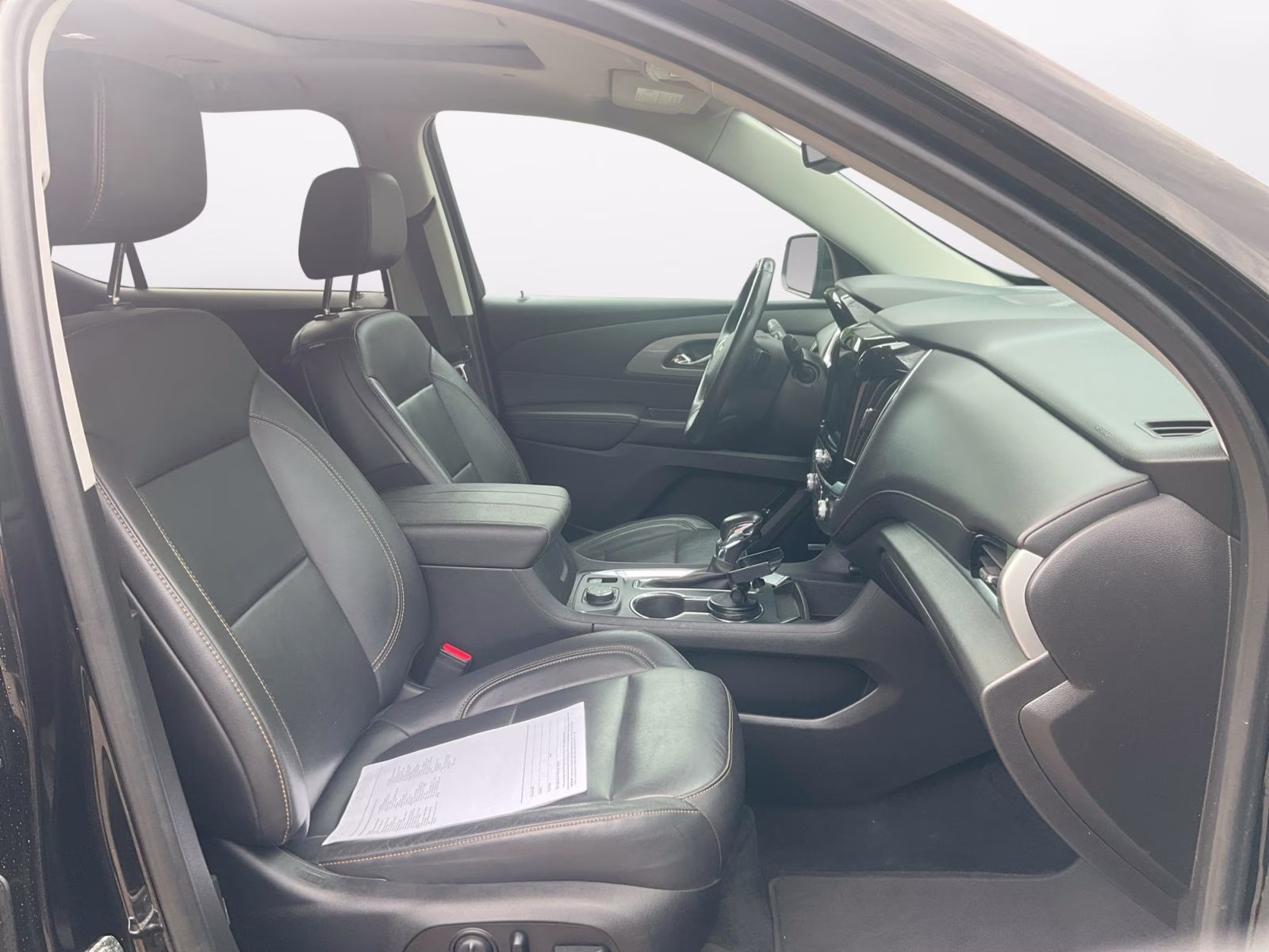 2021 Mosaic Black Metallic Chevrolet Traverse LT Leather AWD SUV