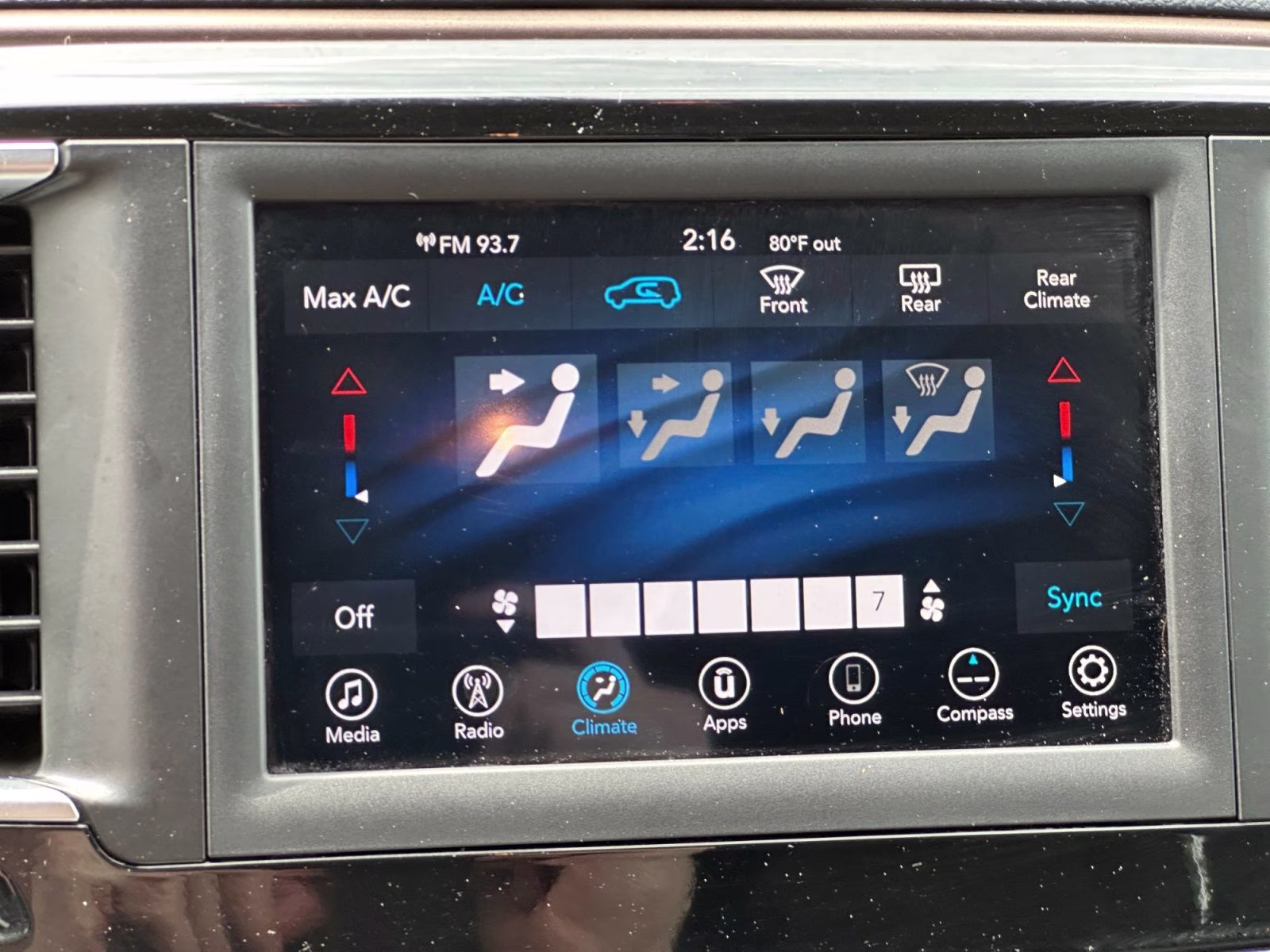 2019 Ocean Blue Metallic Chrysler Pacifica L FWD Van